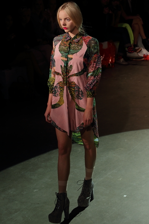 RAFW 2011 - Stolen Girlfriends Club - Runway