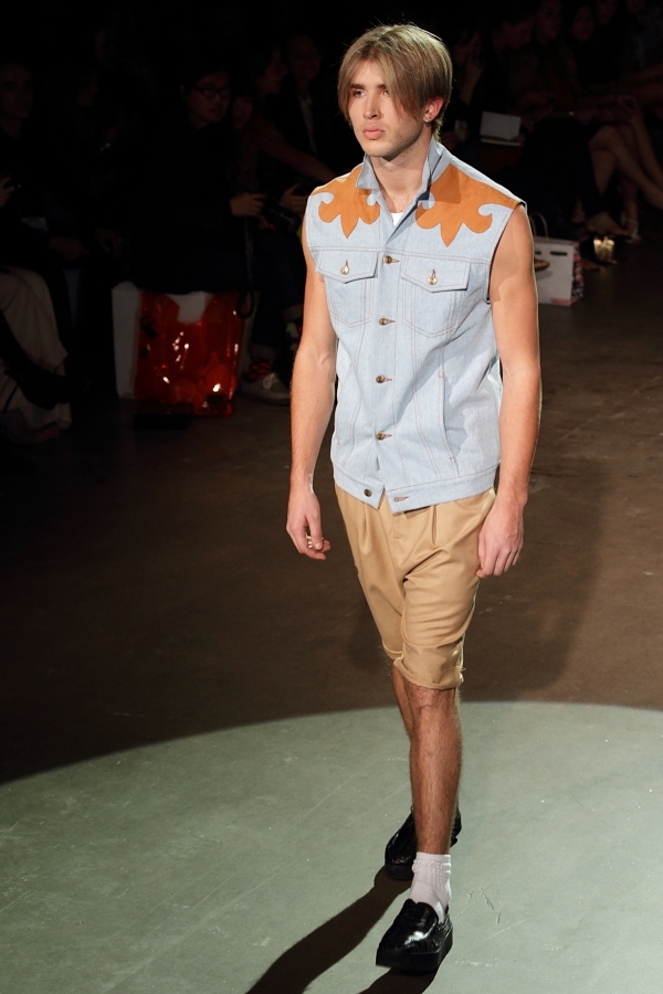 IMG_5476.JPG IMG_5454.JPG IMG_5289.JPG Stolen Girlfriends Club SS 11/12 Runway Rosemount Australian Fashion Week Photo by Reef Gaha