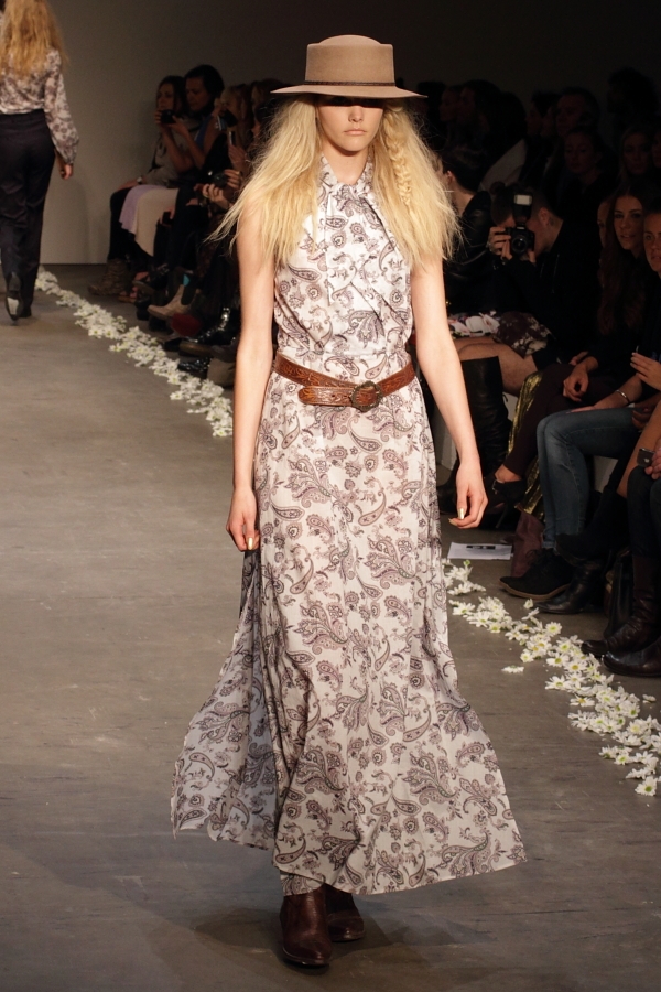 IMG_6018.JPG IMG_5996.JPG Saint Augustine Academy SS11/12 Rosemount Australian Fashion Week Mac Makeup Fudge Hair Photo by Reef Gaha