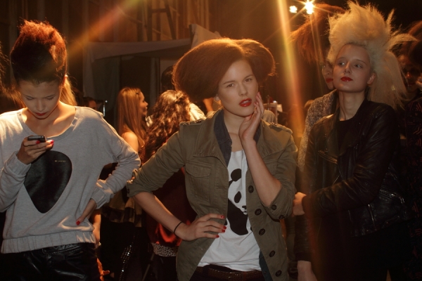 IMG_6737.JPG Backstage Bowie S/S 2011/12 Rosemount Australian Fashion Week Photo by Reef Gaha Hair by MoroccanOil